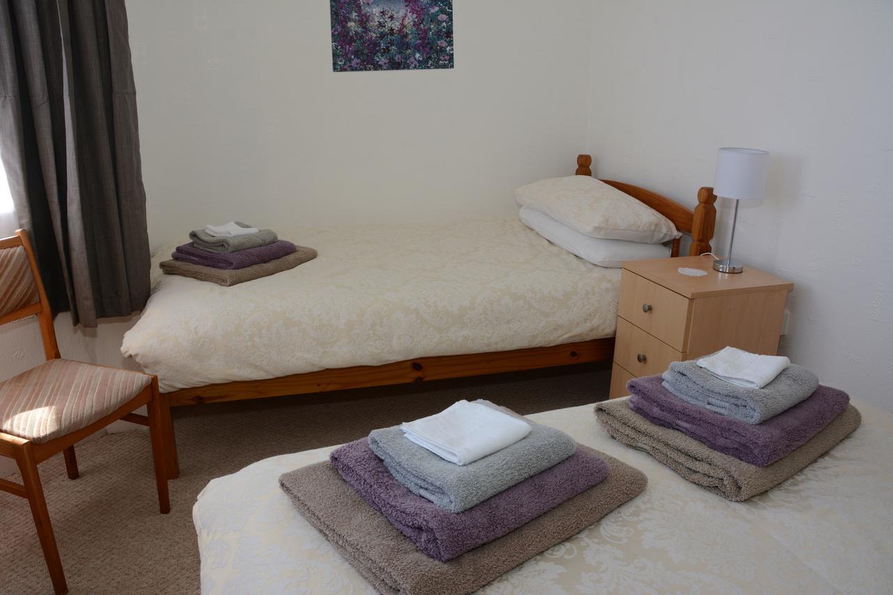 The Cove Guest House Ріл Екстер'єр фото
