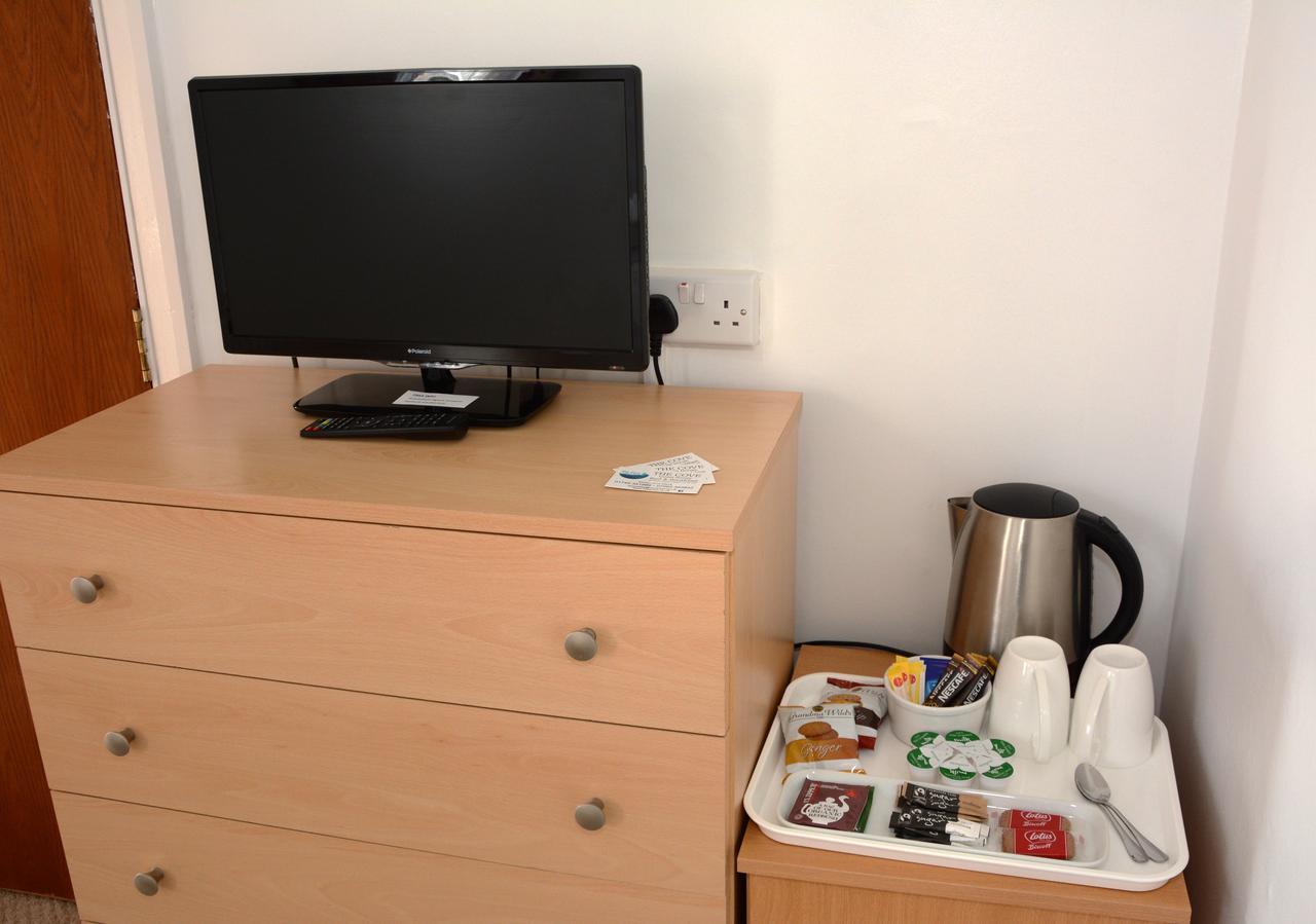 The Cove Guest House Ріл Екстер'єр фото